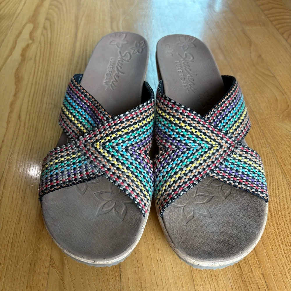 Skechers Beverlee Delighted Wedge Sandals Multi Rainbow Luxe Foam Womens Size 10